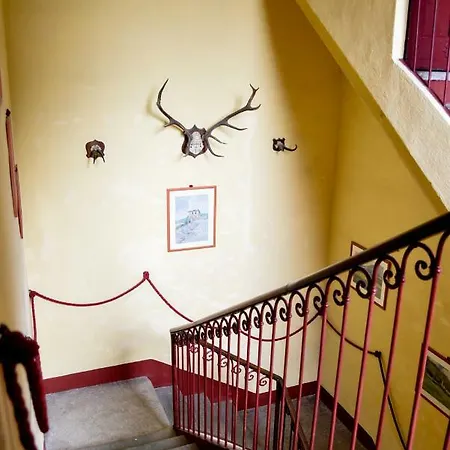 Le Foresterie, Vino & Castello Appartement *