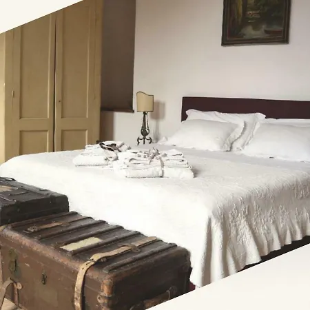 Le Foresterie, Vino & Castello Appartement